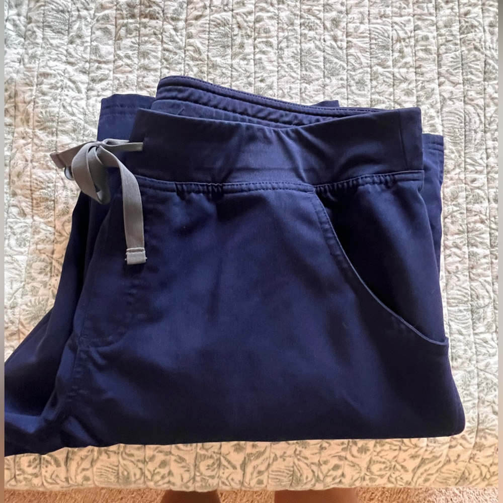 FIGS Kade Cargo Scrub Pants